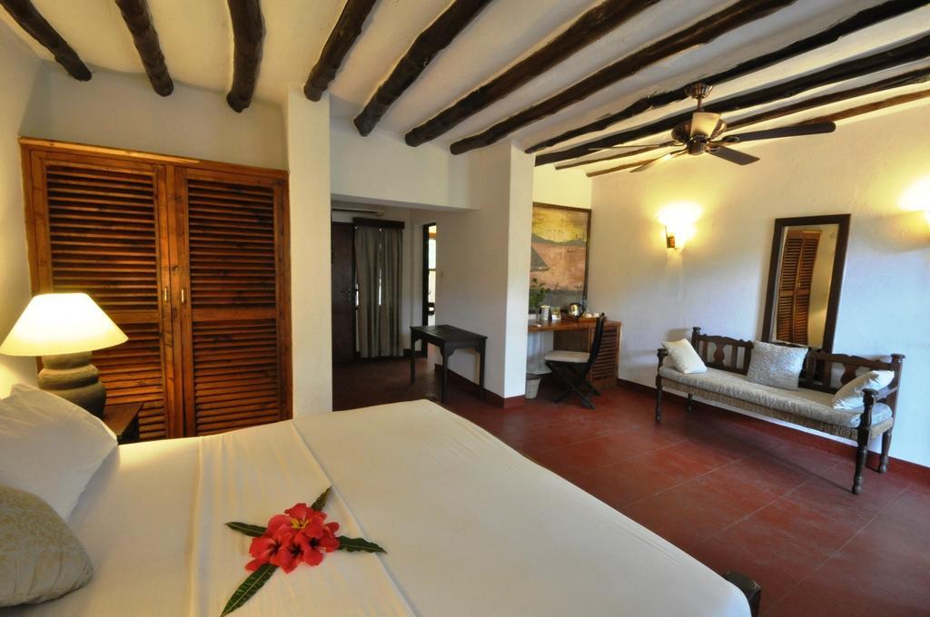 Baobab Sea Lodge Килифи Екстериор снимка