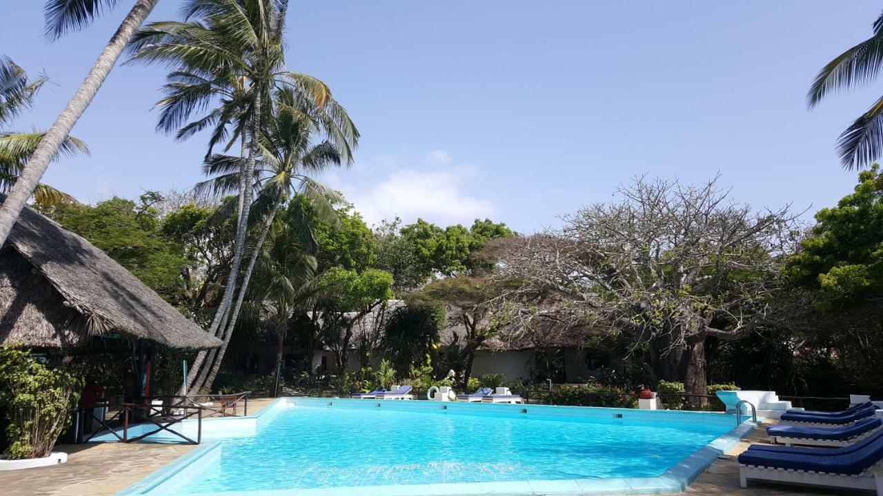 Baobab Sea Lodge Килифи Екстериор снимка